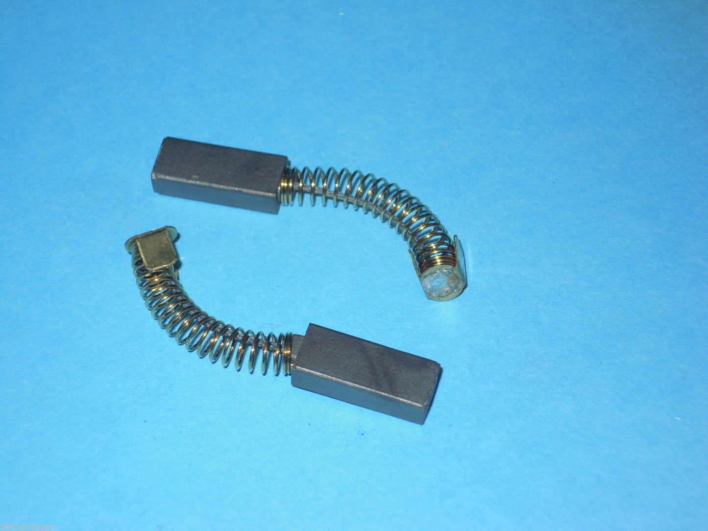 COPPIA SPAZZOLE MOTORE CARBONCINI 8x5x23/20mm