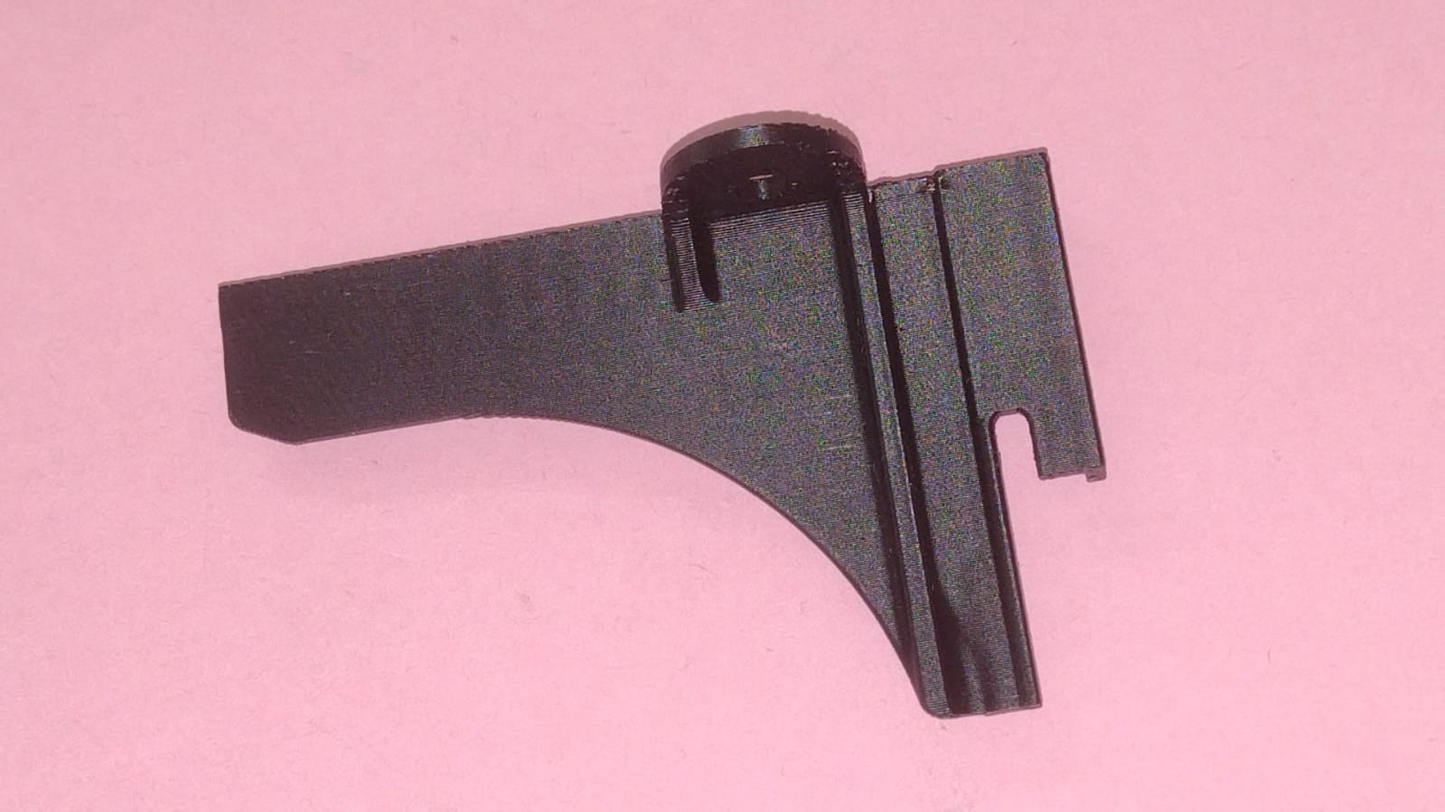 INDESIT + ARISTON ANGOLARE FISSAGGIO DX LAVASTOVIGLIE C00260214