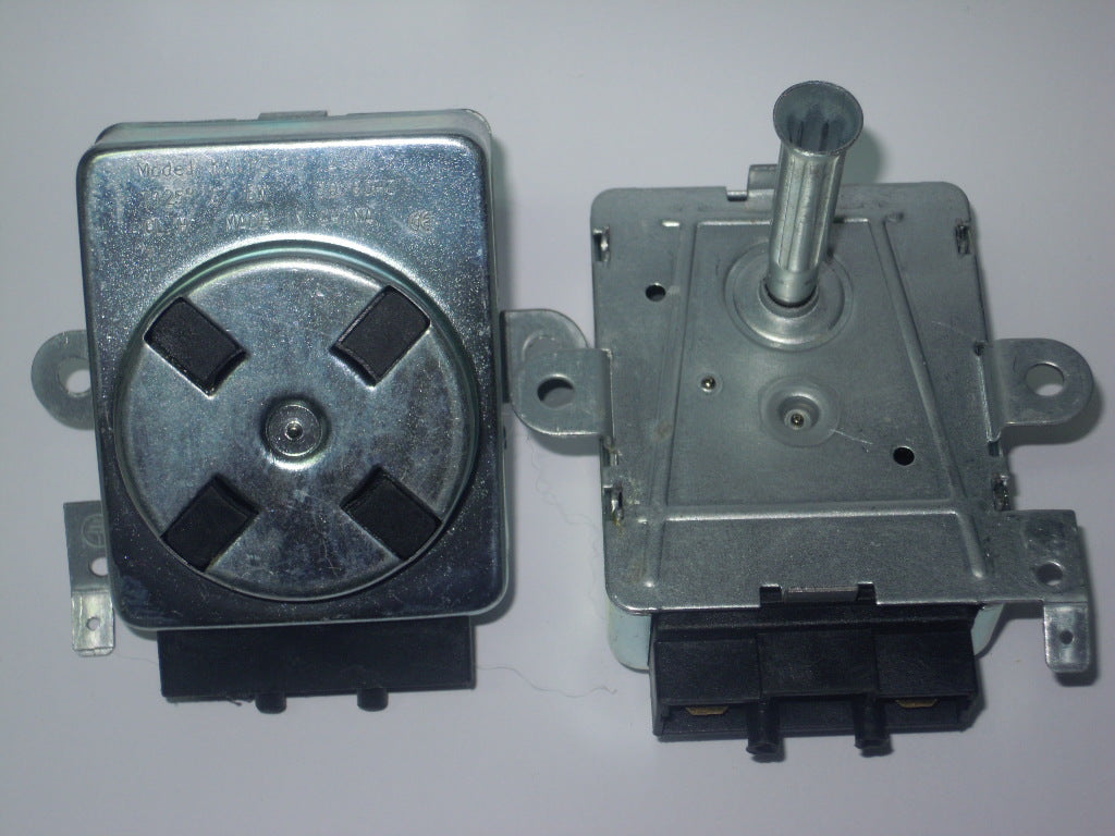 MOTORIDUTTORE GIRARROSTO 6WATT 220V VARI USI *