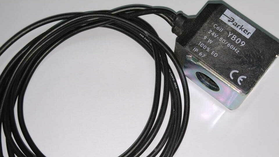 BOBINA PARKER 24VAC 50/60HZ YB09 9W IP67 CON FILO 3120606
