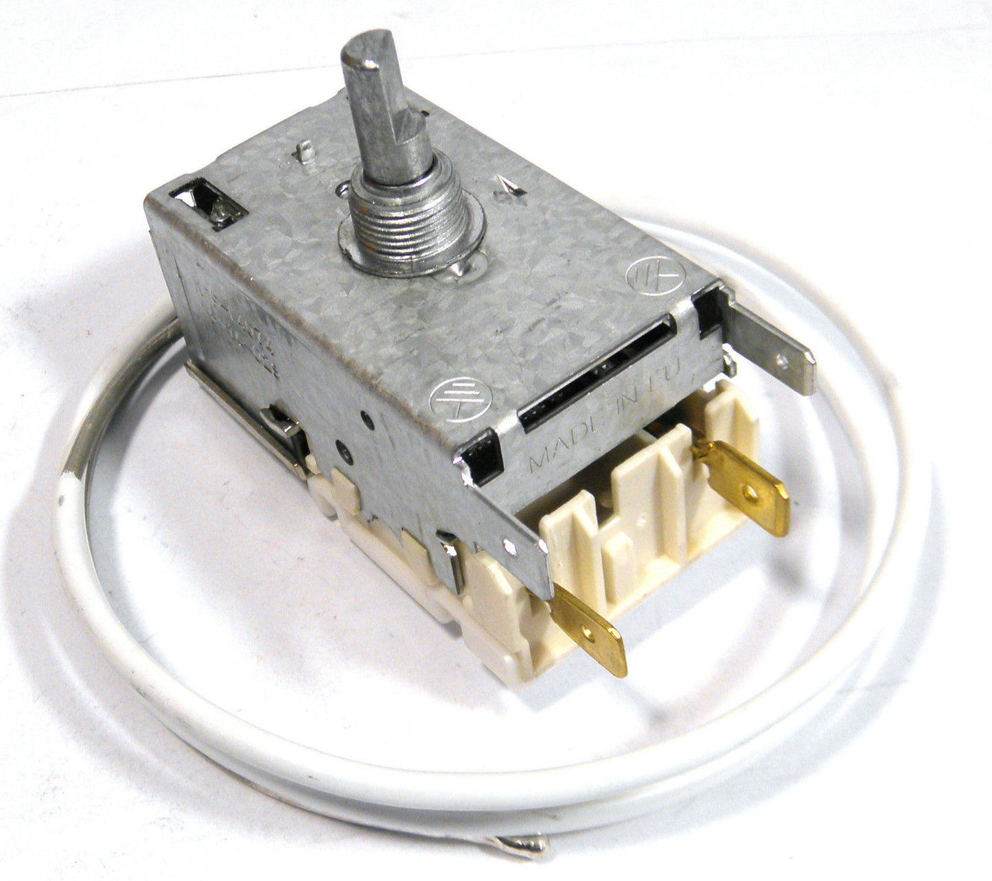 TERMOSTATO K59-L4091 077B-6811 FRIGORIFERO ARISTON INDESIT WHIRLPOOL C00048510