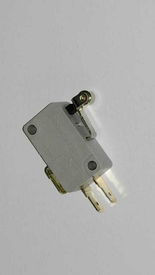 MICRO DEVIATORE CON LEVA 3 CONTATTI FASTON 4,8mm