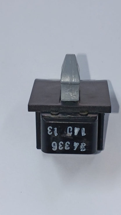 WHIRLPOOL  LAVATRICE AWOE 7109/-30 KIT GANCIO OBLO' NASELLO OBLO' 480111101377 .