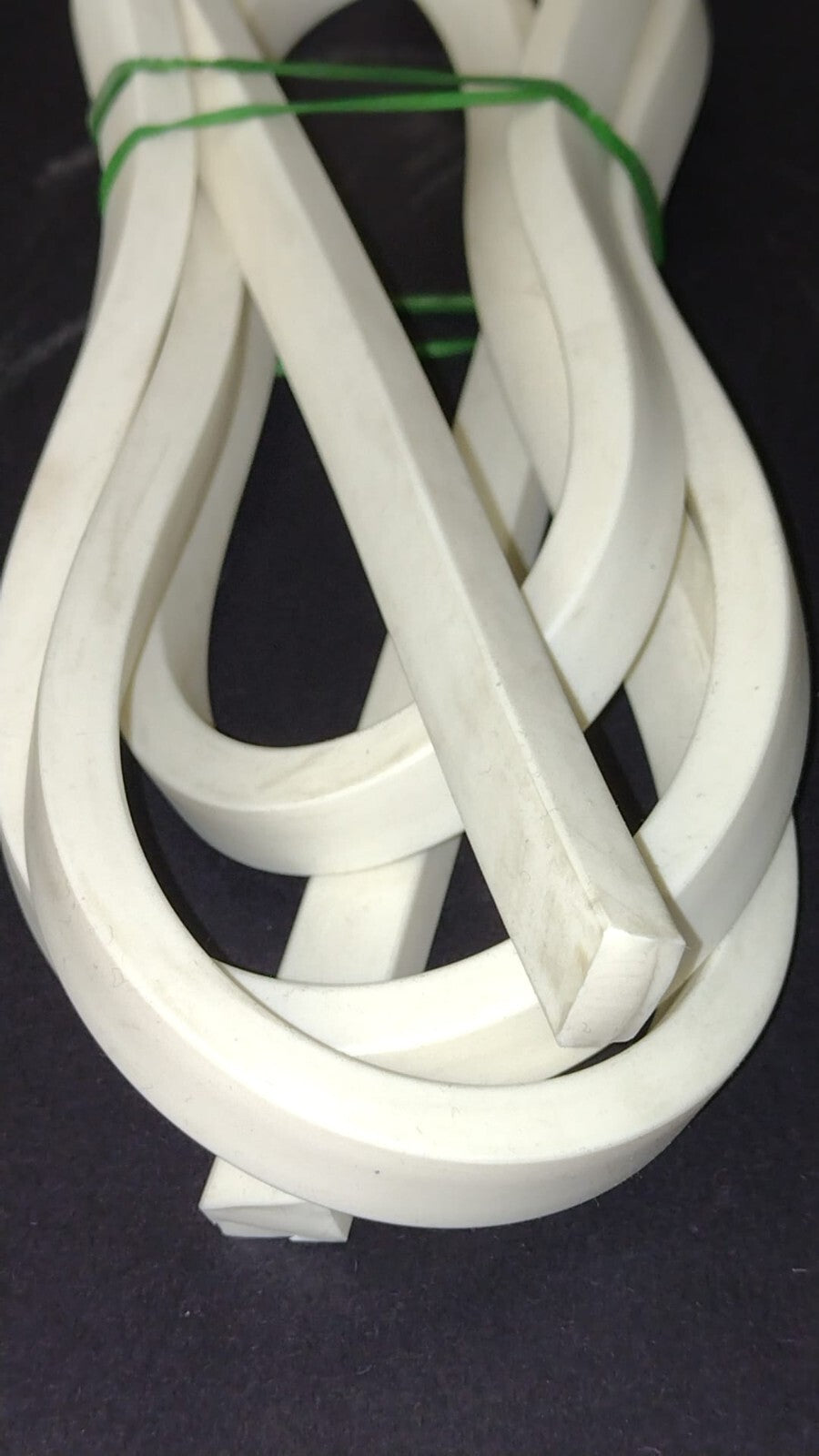 GUARNIZIONE IN SILICONE PROFILO 12x8mm 1mt SIGILLATORI SOTTOVUOTO