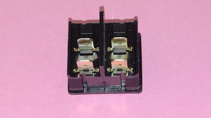 PULSANTE BIPOLARE 21x18mm 250V 4A