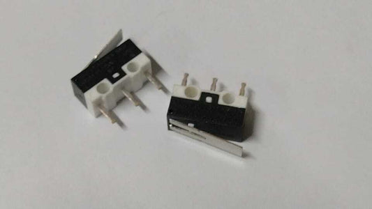 MICRODEVIATORE PULSANTE 3 CONTATTI 1pz MICRO SWITCH A SALDARE 5,7x12,7mm