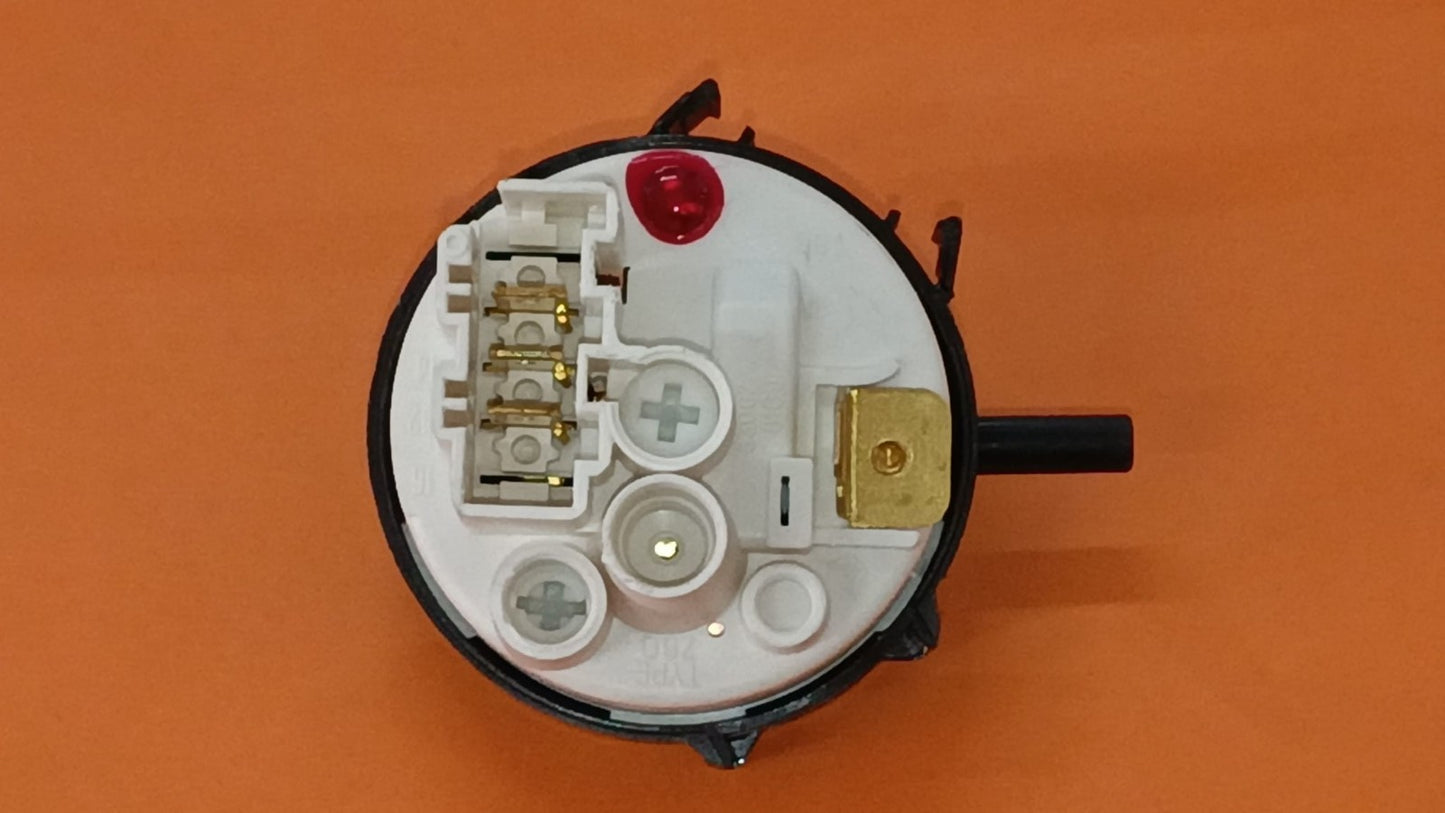 MIELE PRESSOSTATO 02496084 06093283 02496086 37650156.00 T.nr 06093281 106/80