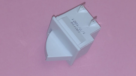 INTERRUTTORE PULSANTE LUCE FRIGORIFERO ELECTROLUX / AEG 4055390613