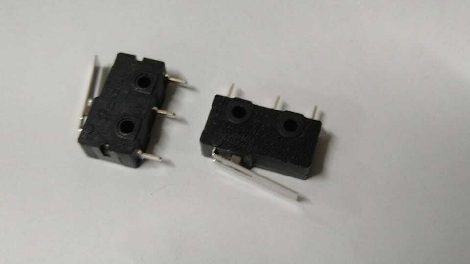 MICRODEVIATORE PULSANTE 3 CONTATTI 1pz MICRO SWITCH A SALDARE CON LEVETTA