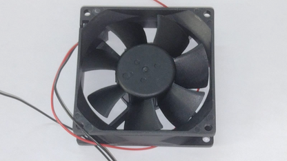 VENTILATORE ASSIALE 80x80x25mm DC 12V 0,18A
