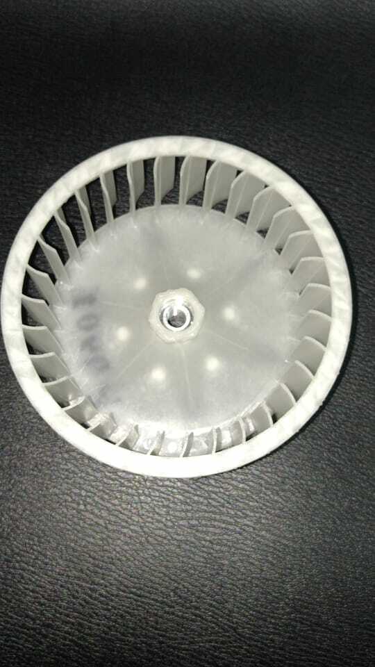 VENTOLA ASCIUGATRICE RUSSELL HOBBS 11x4,2cm
