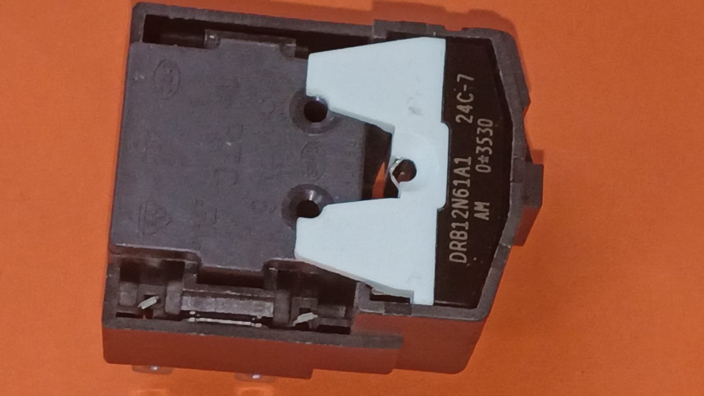BEKO 5951360400 DRB12N61A1 RELE' START COMPRESSORE C00916138