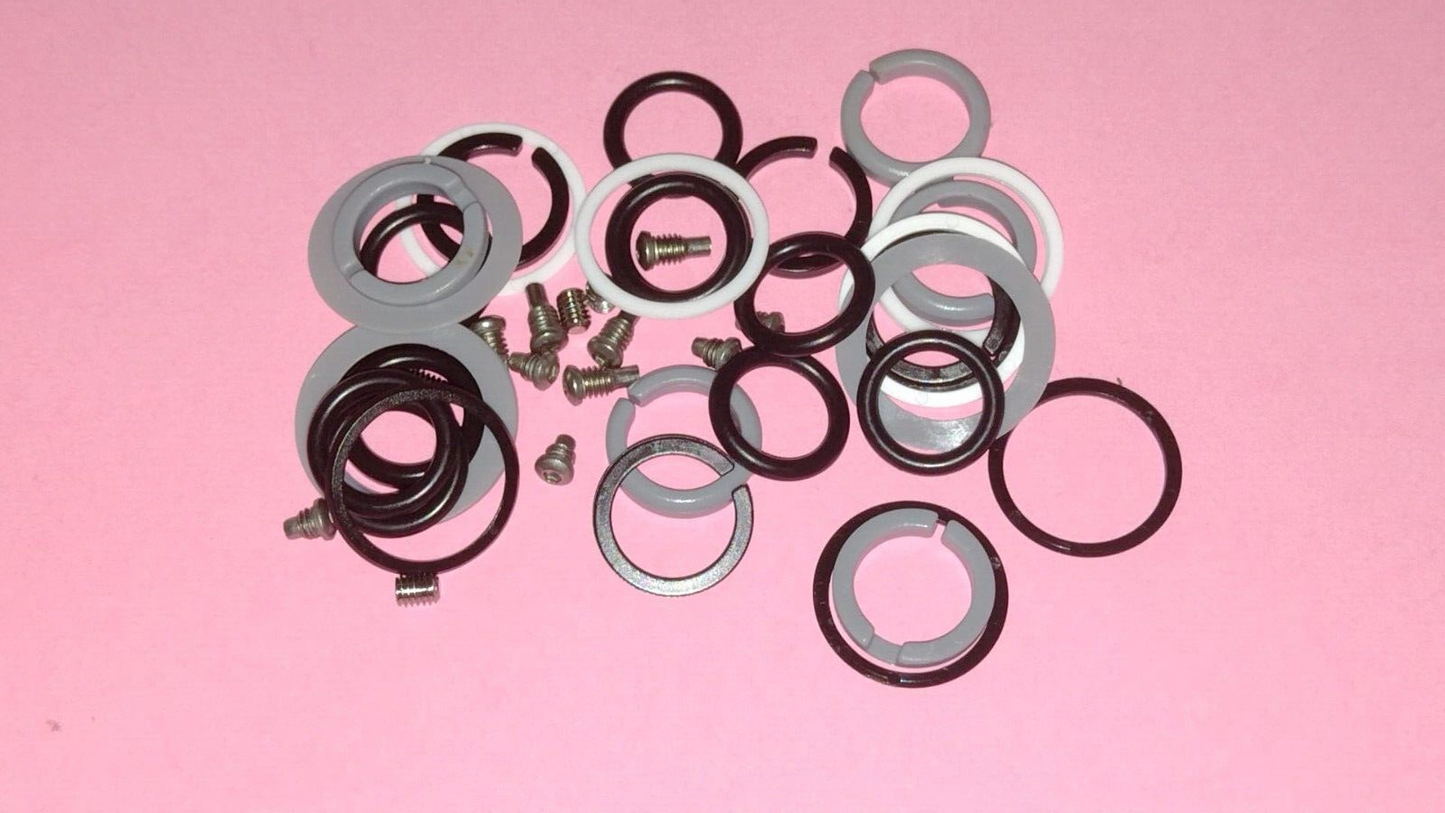 KIT GUARNIZIONI + VITI BRACCIO CANNA RUBINETTO FRANKE 133.0273.891 ORIGINALI