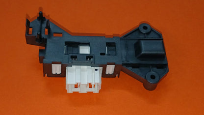 IGNIS WHIRPOOL BLOCCOPORTA 481228058048 INDESIT C00311146 C00311250 C00313814