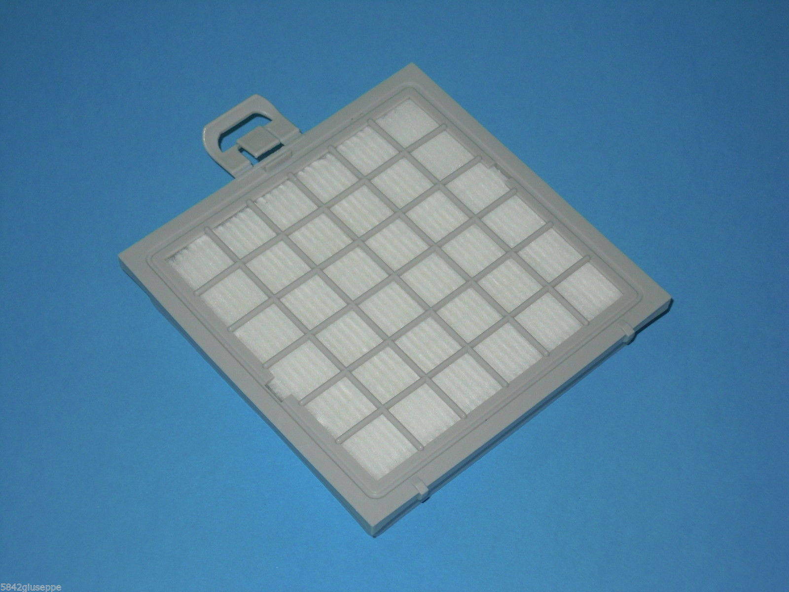 Ricambi 24: FILTRO HEPA BOSCH SIEMENS ASPIRAPOLVERE filtro_hepa_bosch_siemens_aspirapolvere.jpg