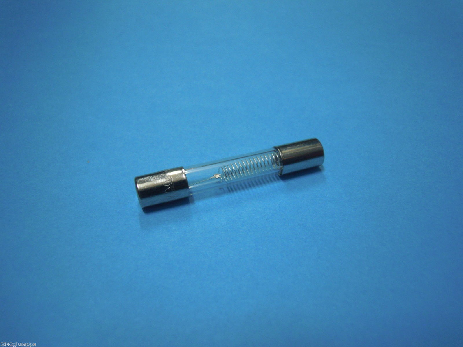 Ricambi 7: FUSIBILE MICROONDE FUSIBILE ALTA TENSIONE 5KV 650ma MICROWAVE FUSE fusibile_microonde_fusibile_alta_tensione_5kv_650ma_microwave_fuse.jpg