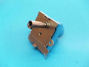 Ricambi 26: MOTORIDUTTORE BARBECUE 4,5Volt DC 2 GIRI AL MINUTO motoriduttore2.jpg