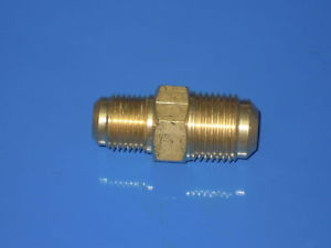 Ricambi 19: RACCORDO GIUNTO DI RIDUZIONE 1/4 X 3/8 M/M CLIMA raccordo_giunto_riduzione_-_copia.jpg